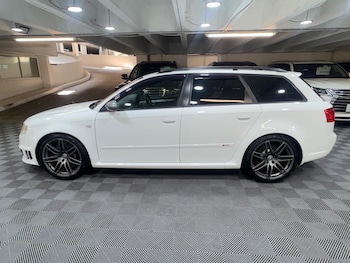 Used Audi RS4 Avant 2008 for sale - 79236861: Photo