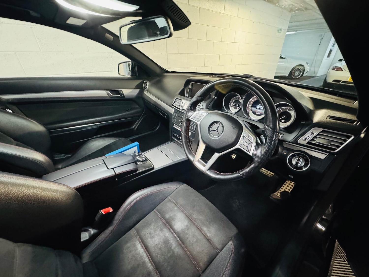 Used Mercedes-Benz E Class for sale - 76997525: Photo 8