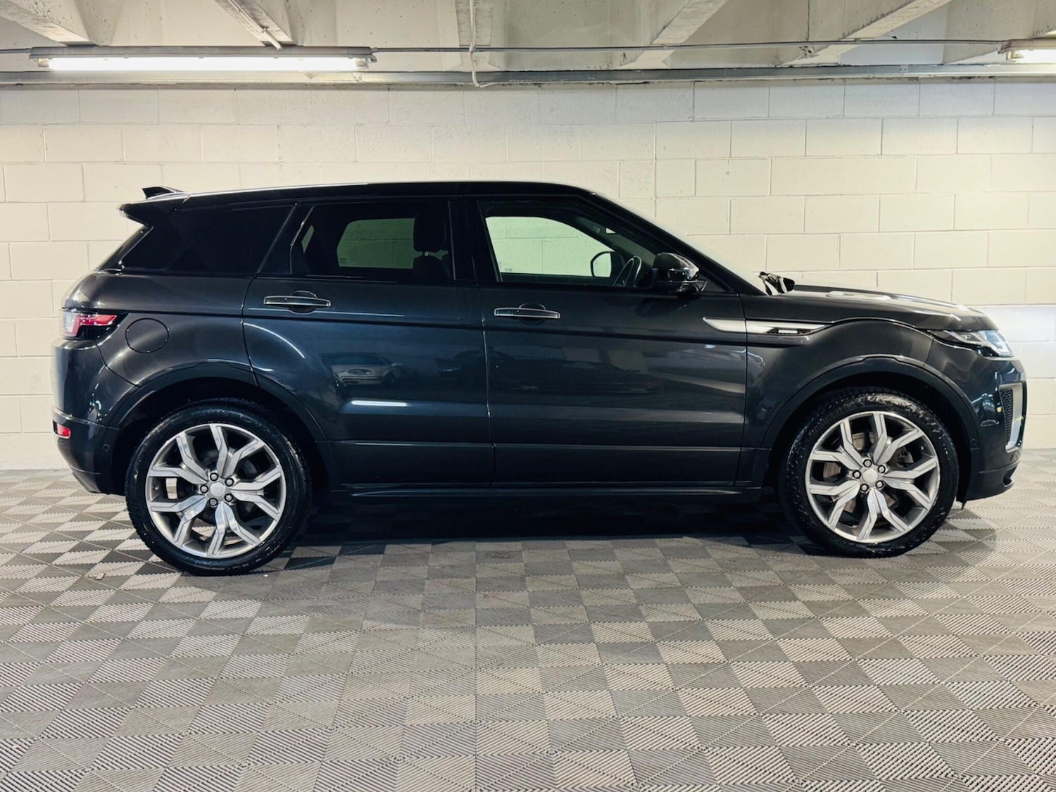 Used Land Rover Range Rover Evoque 2017 for sale - 76259466: Photo 5