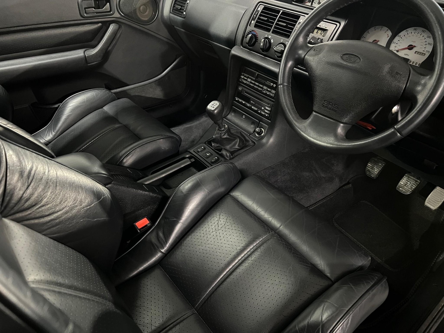 Used Ford Escort 1996 for sale - 76992264: Photo 12