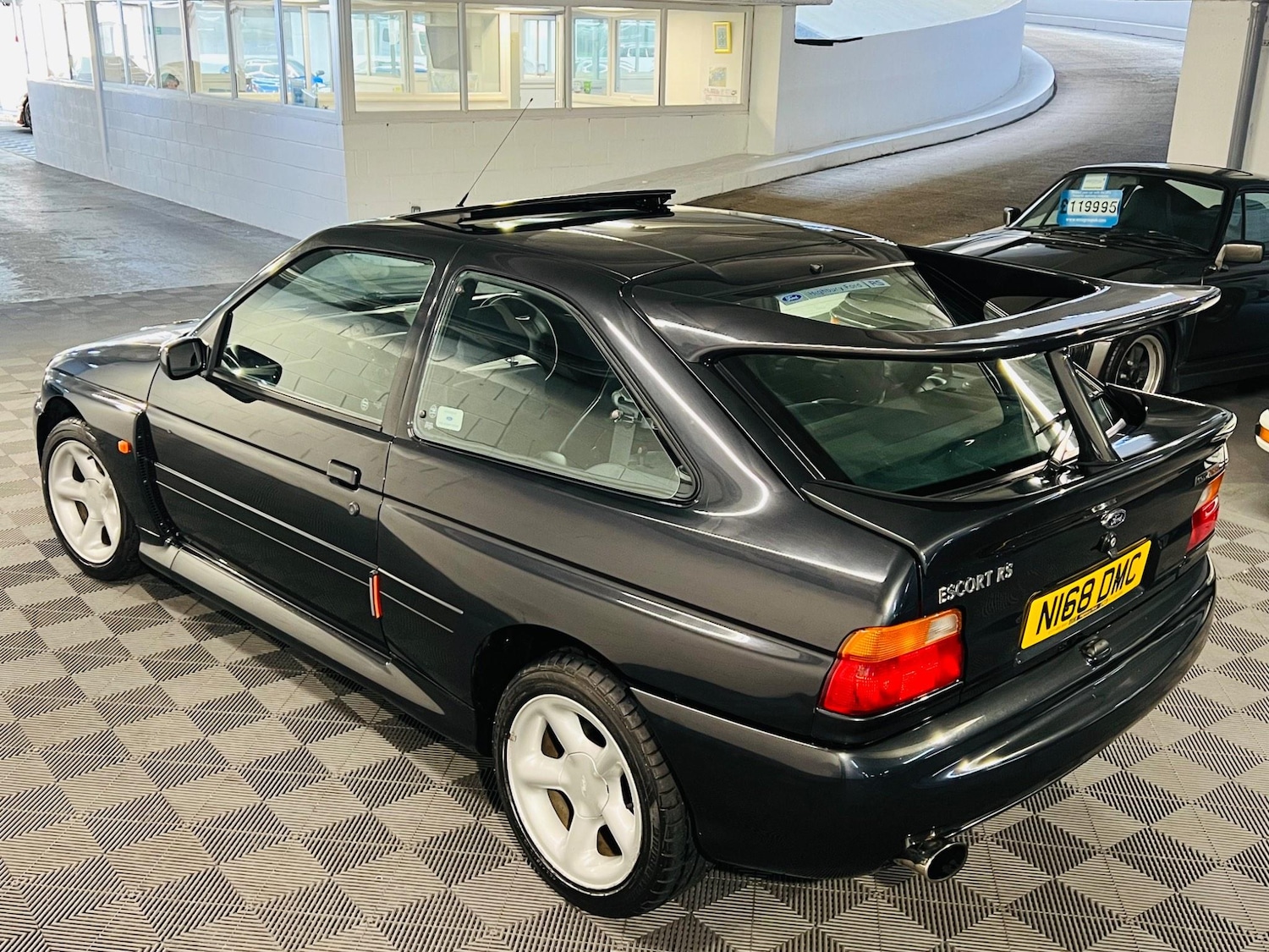 Used Ford Escort 1996 for sale - 76992264: Photo 32