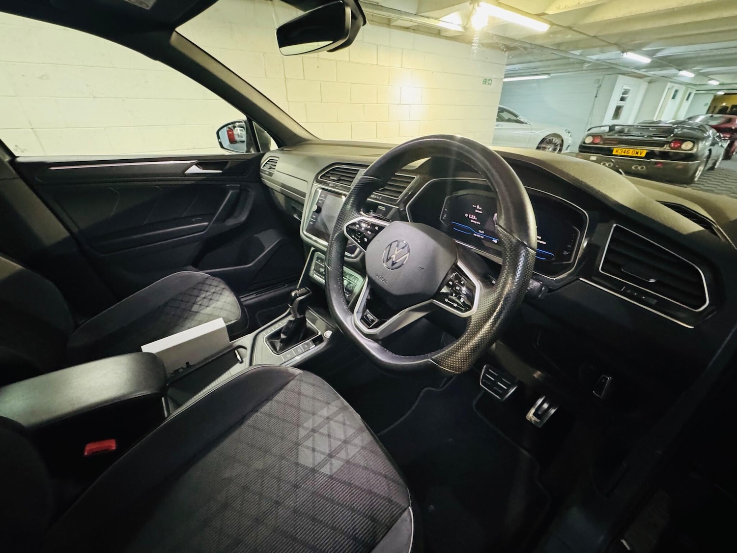 Used Volkswagen Tiguan 2021 for sale - 76801993: Photo 8