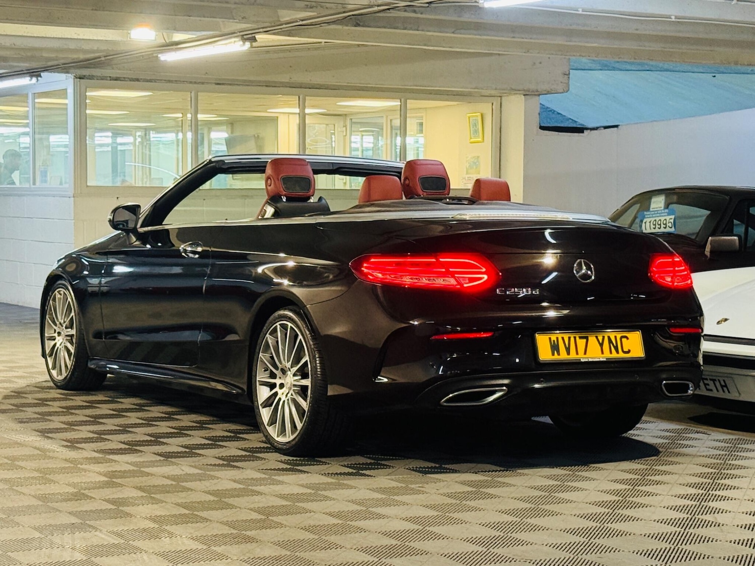 Used Mercedes-Benz C-Class 2017 for sale - 76137642: Photo 3