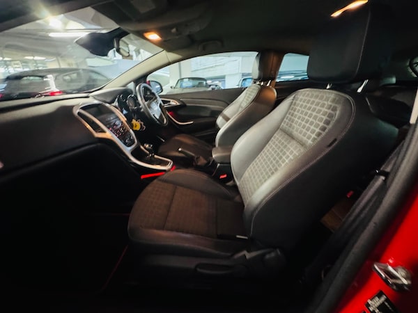 Used Vauxhall Astra GTC 2014 for sale - 76306759: Photo 9