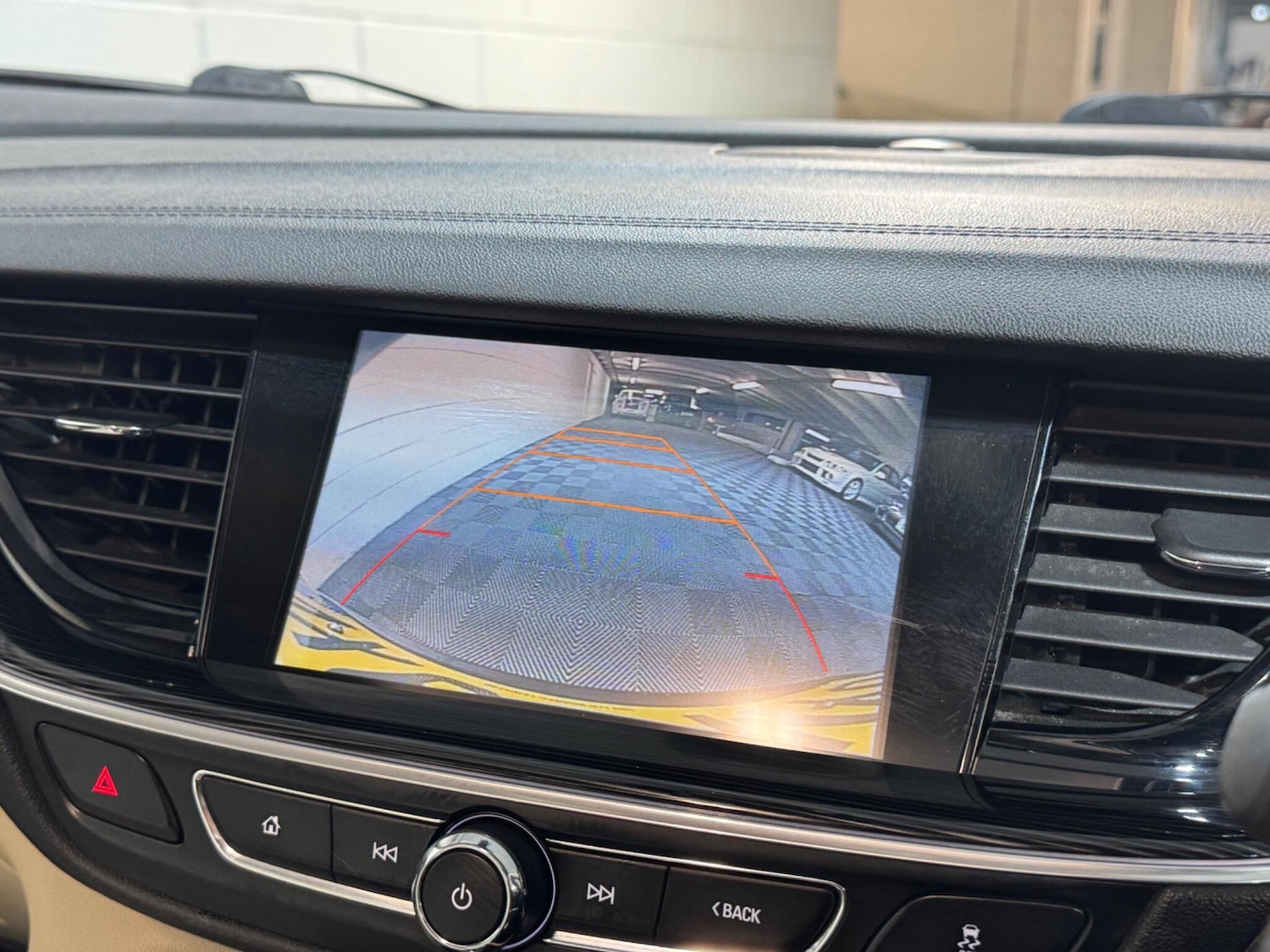 Used Vauxhall Insignia 2017 for sale - 77425125: Photo 15