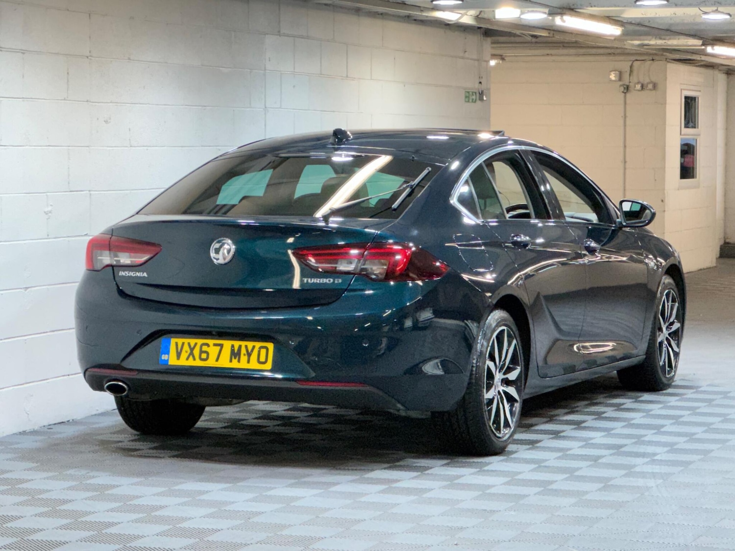 Used Vauxhall Insignia 2017 for sale - 77425125: Photo 5