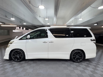 Used Toyota Vellfire 2010 for sale - 78822964: Photo