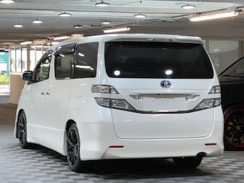 Used Toyota Vellfire 2010 for sale - 78822964: Photo