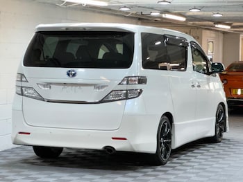 Used Toyota Vellfire 2010 for sale - 78822964: Photo