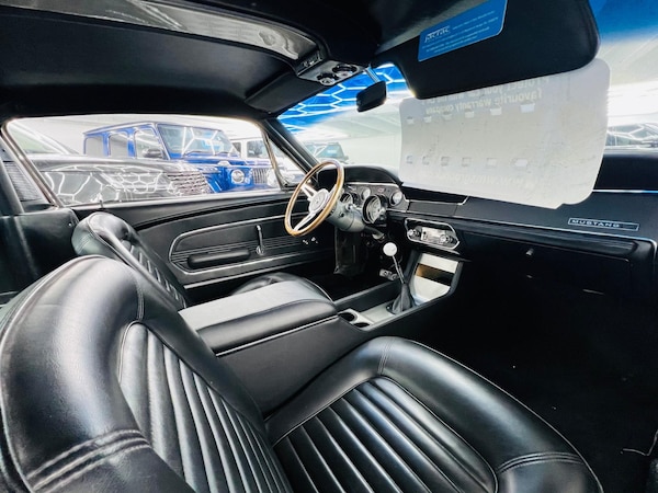 Used Ford Mustang 2014 for sale - 73133453: Photo 11