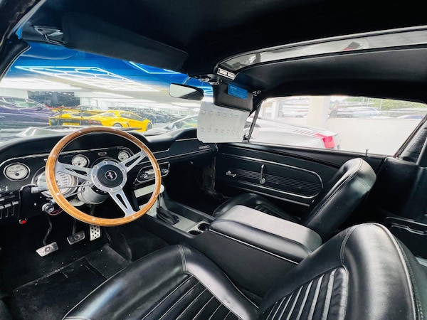 Used Ford Mustang 2014 for sale - 73133453: Photo 8