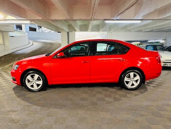 Used Skoda Octavia 2018 for sale - 75941463: Photo