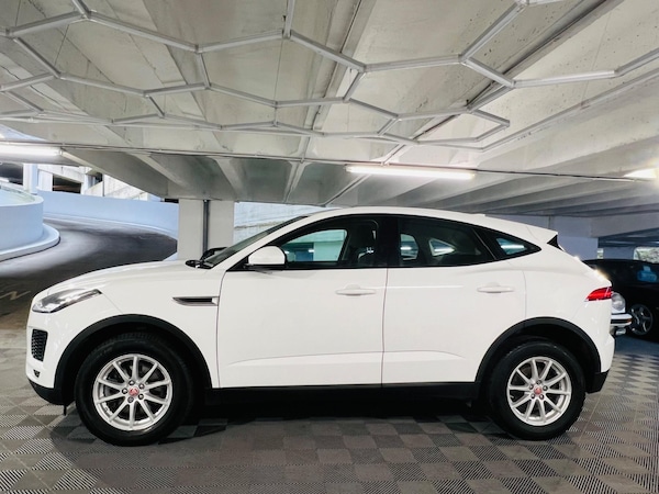 Used Jaguar E-Pace 2018 for sale - 73133221: Photo 2