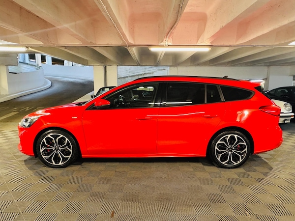 Used Ford Focus 2021 for sale - 74187249: Photo 2