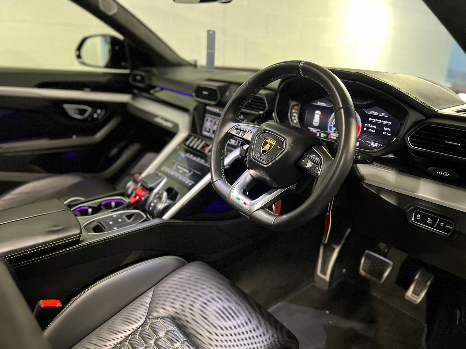 Used Lamborghini Urus for sale - 76990241: Photo 10