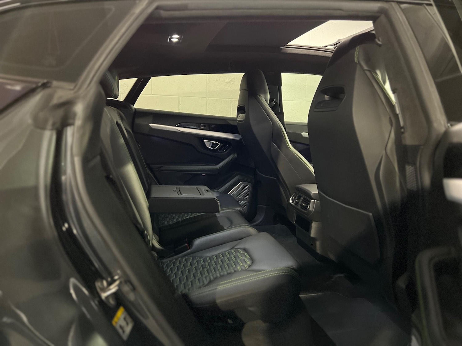 Used Lamborghini Urus for sale - 76990241: Photo 13