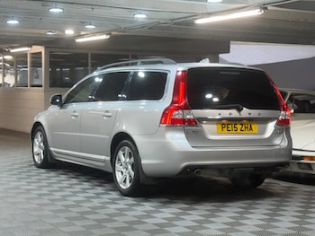 Used Volvo V70 2015 for sale - 78347730: Photo