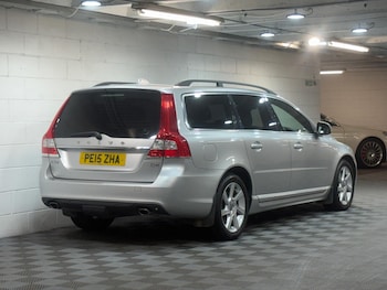 Used Volvo V70 2015 for sale - 78347730: Photo