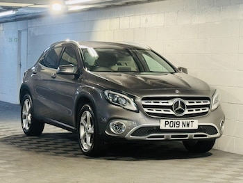 Mercedes-Benz - GLA