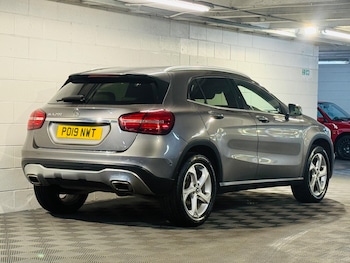 Used Mercedes-Benz GLA 2019 for sale - 76121332: Photo 4