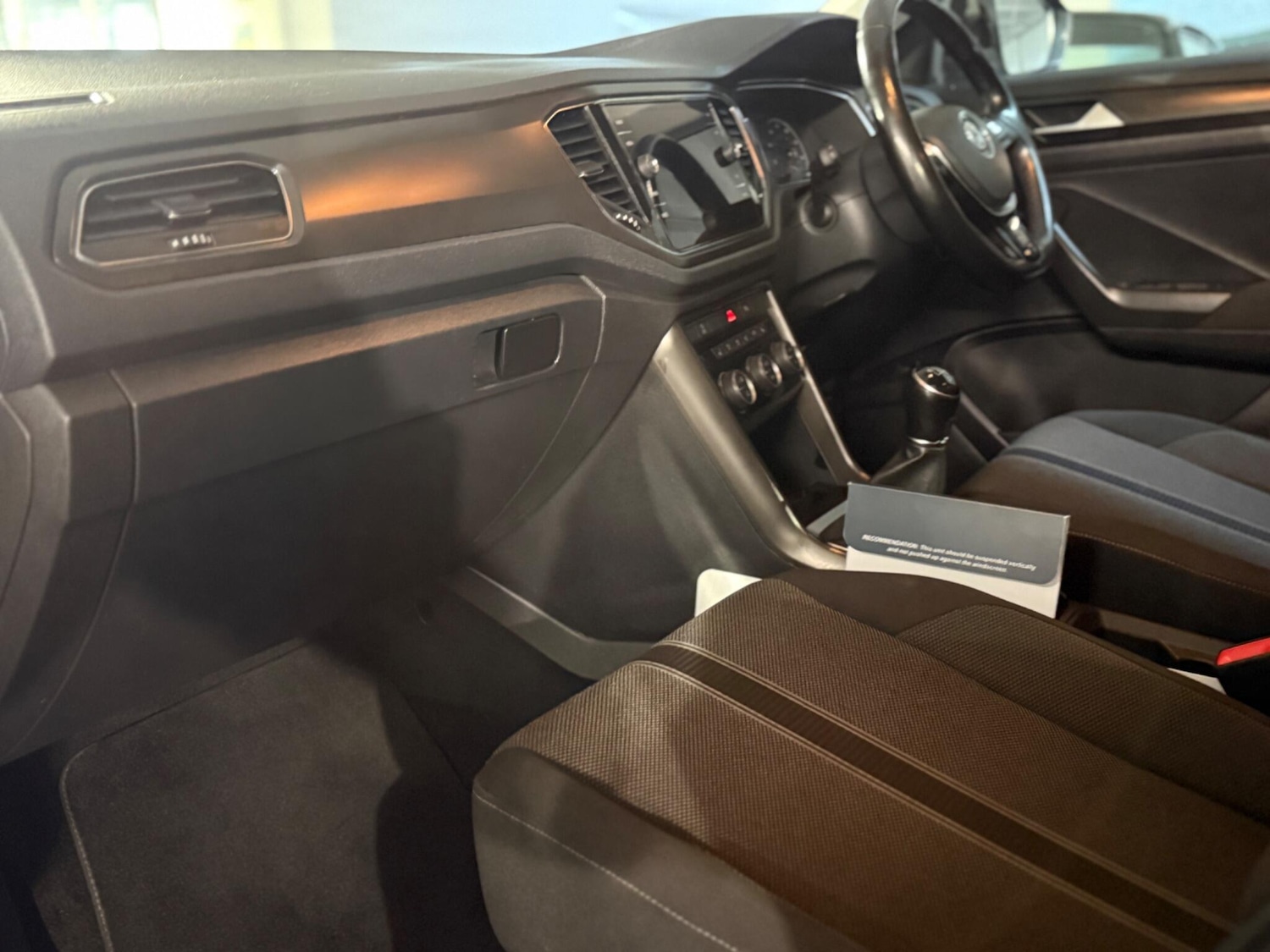 Used Volkswagen T-Roc 2019 for sale - 76995744: Photo 9