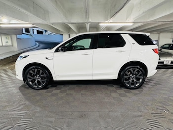 Used Land Rover Discovery Sport 2021 for sale - 77279758: Photo