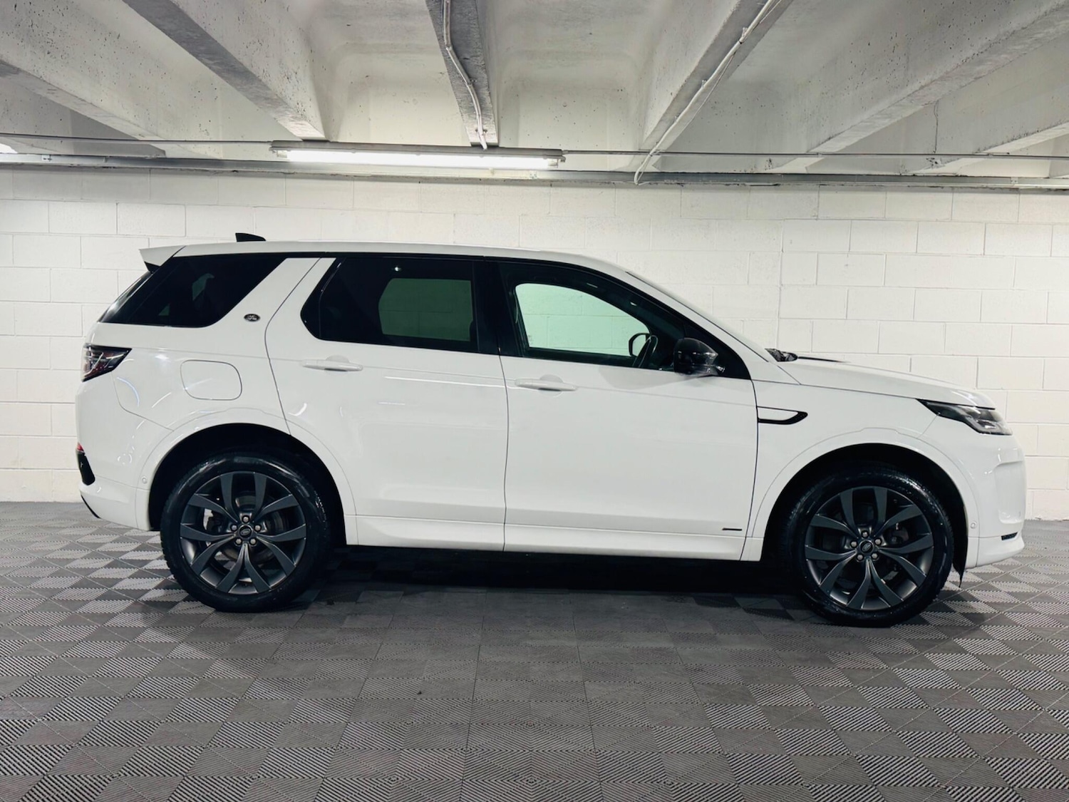 Used Land Rover Discovery Sport 2021 for sale - 77279758: Photo 5