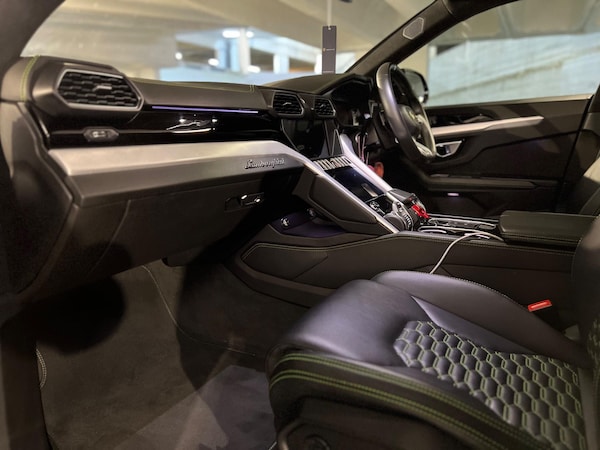 Used Lamborghini Urus for sale - 73133262: Photo 11