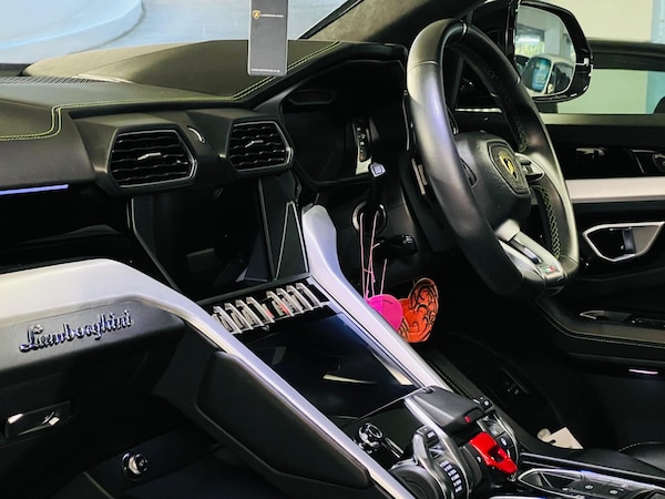 Used Lamborghini Urus for sale - 73133262: Photo 15