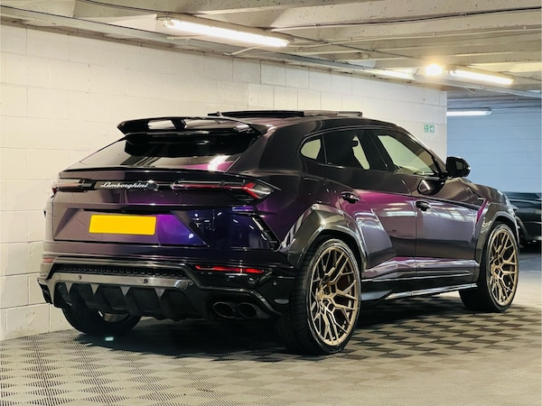 Used Lamborghini Urus for sale - 73133262: Photo 4