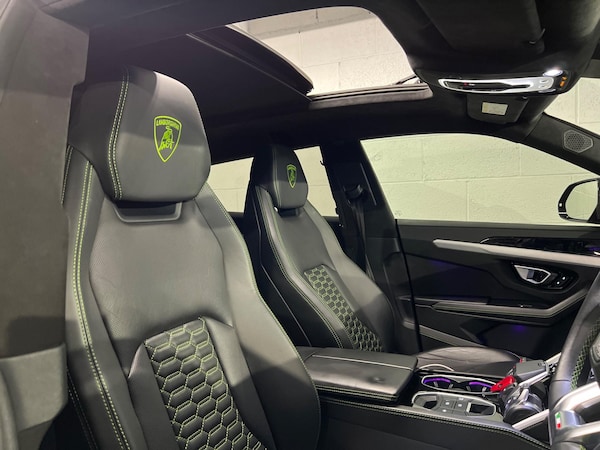 Used Lamborghini Urus for sale - 73133262: Photo 8