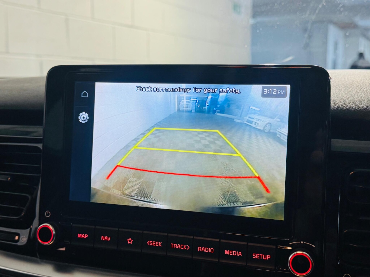 Used Kia Stonic 2022 for sale - 76832553: Photo 12