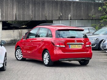 Used Mercedes-Benz B Class 2016 for sale - 76993696: Photo