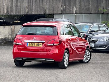 Used Mercedes-Benz B Class 2016 for sale - 76993696: Photo