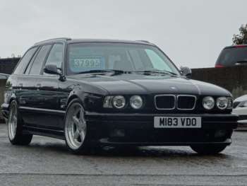 (M) - 4.0 540i Touring 5dr