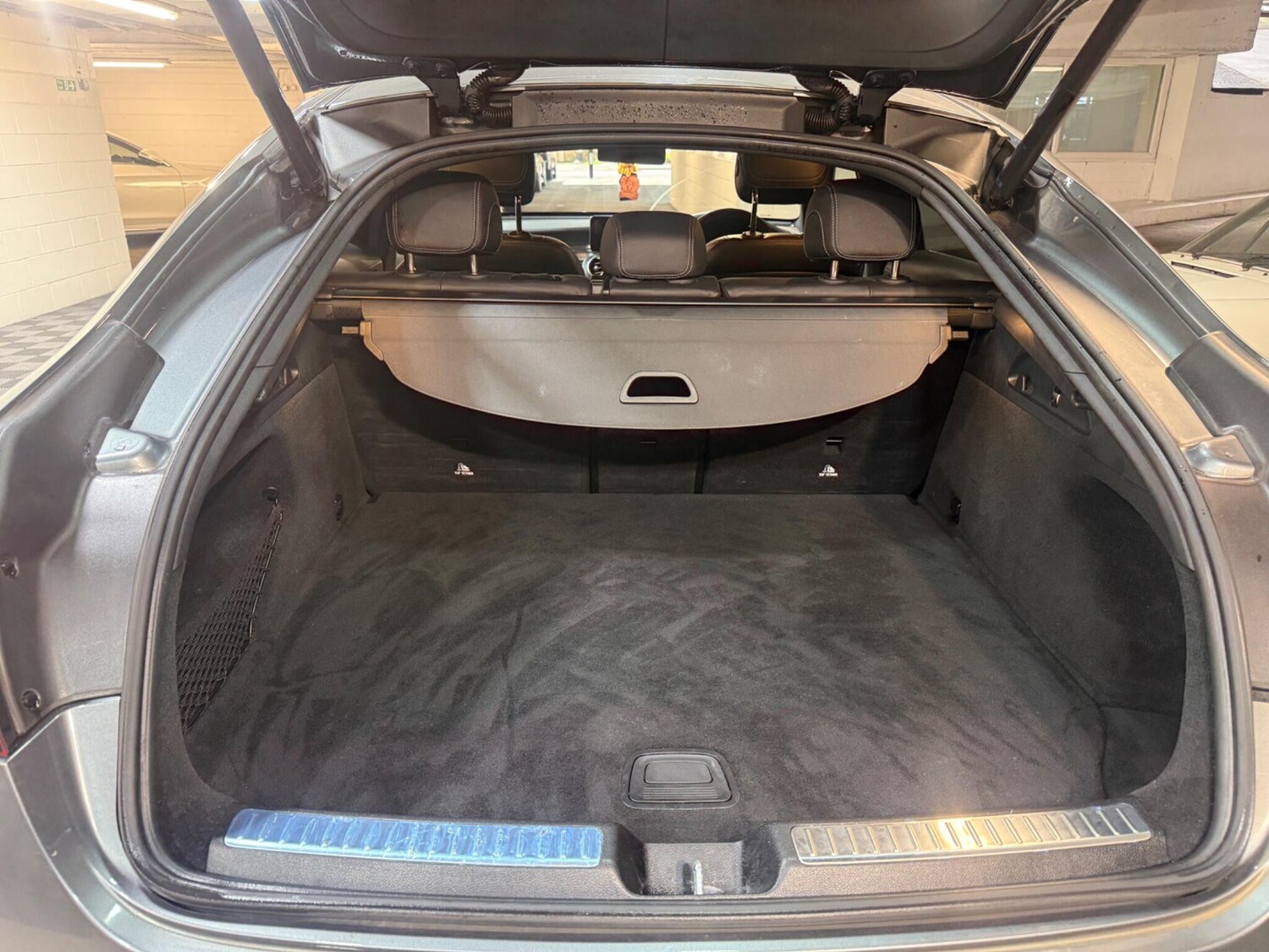 Used Mercedes-Benz GLC 2020 for sale - 77670554: Photo 11