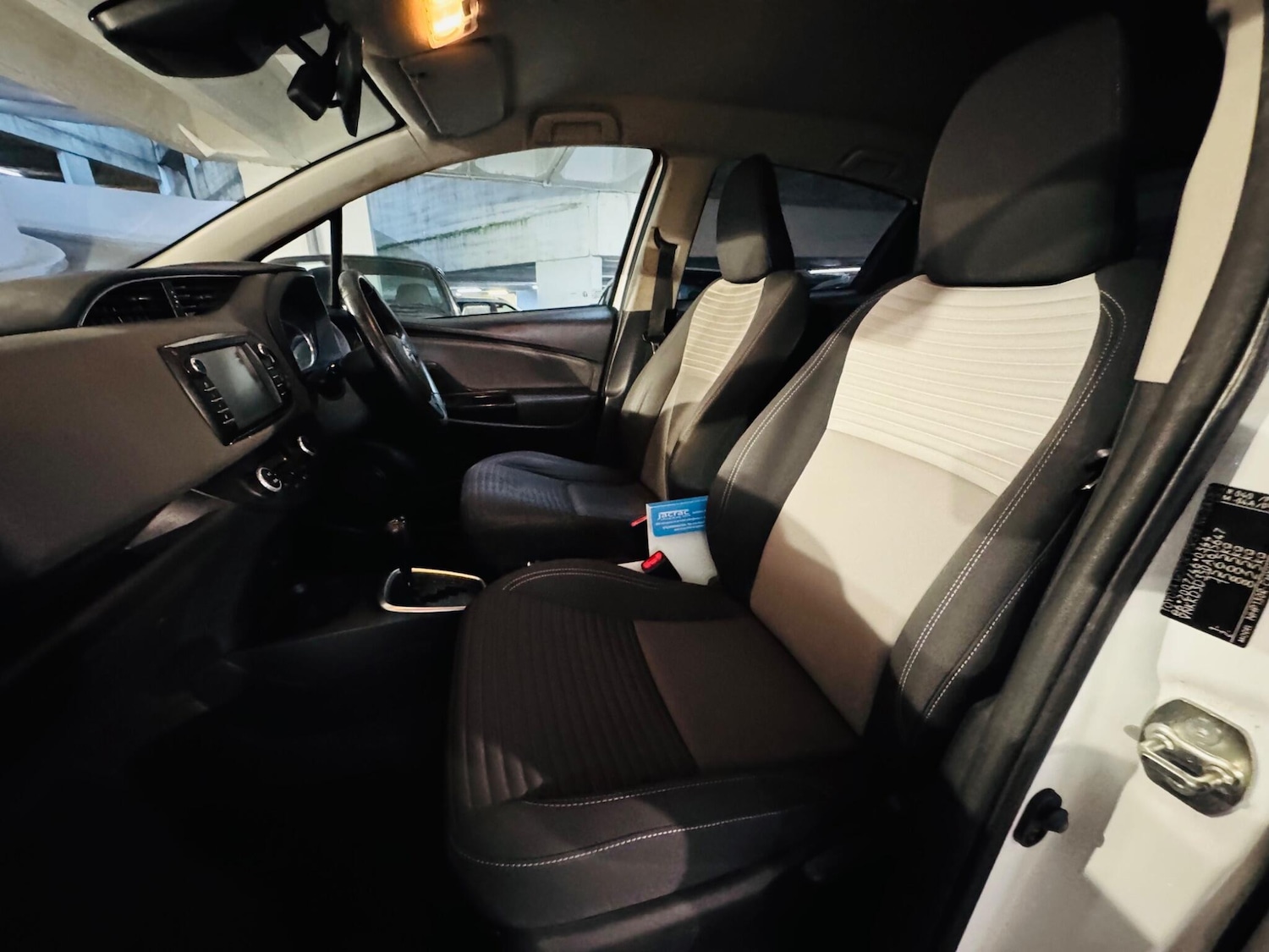 Used Toyota Yaris 2019 for sale - 76781543: Photo 10