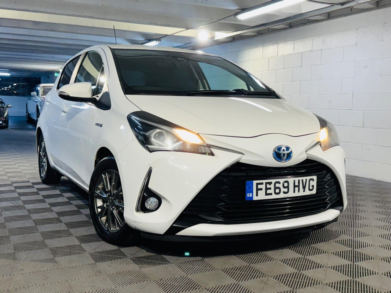 Used Toyota Yaris 2019 for sale - 76781543: Photo 24