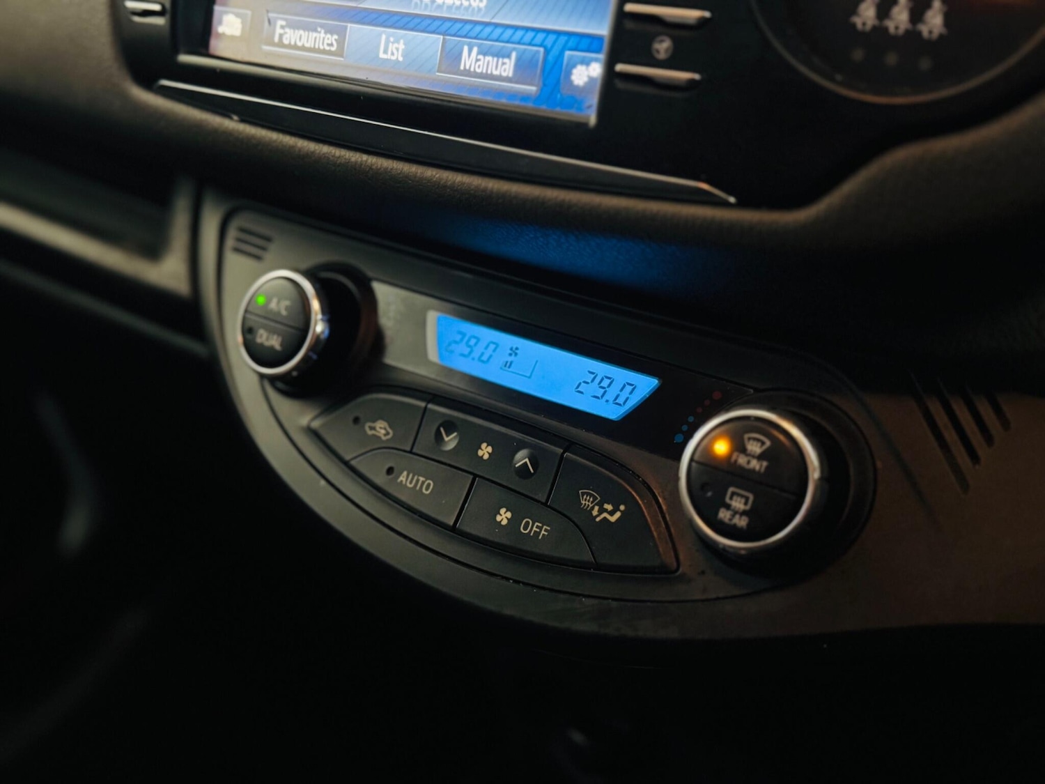 Used Toyota Yaris 2019 for sale - 76781543: Photo 25