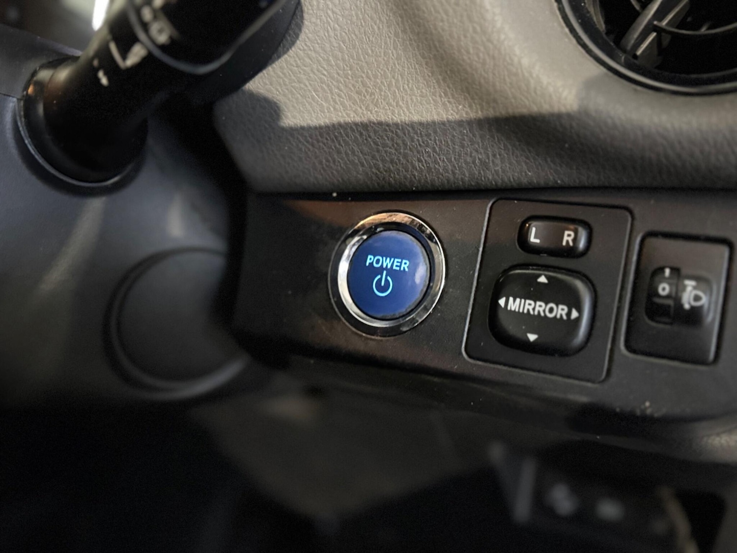 Used Toyota Yaris 2019 for sale - 76781543: Photo 26