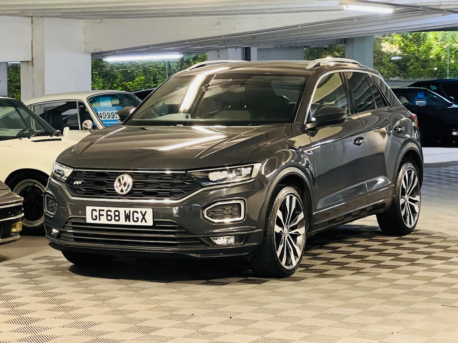 Used Volkswagen T-Roc 2018 for sale - 76927091: Photo 6