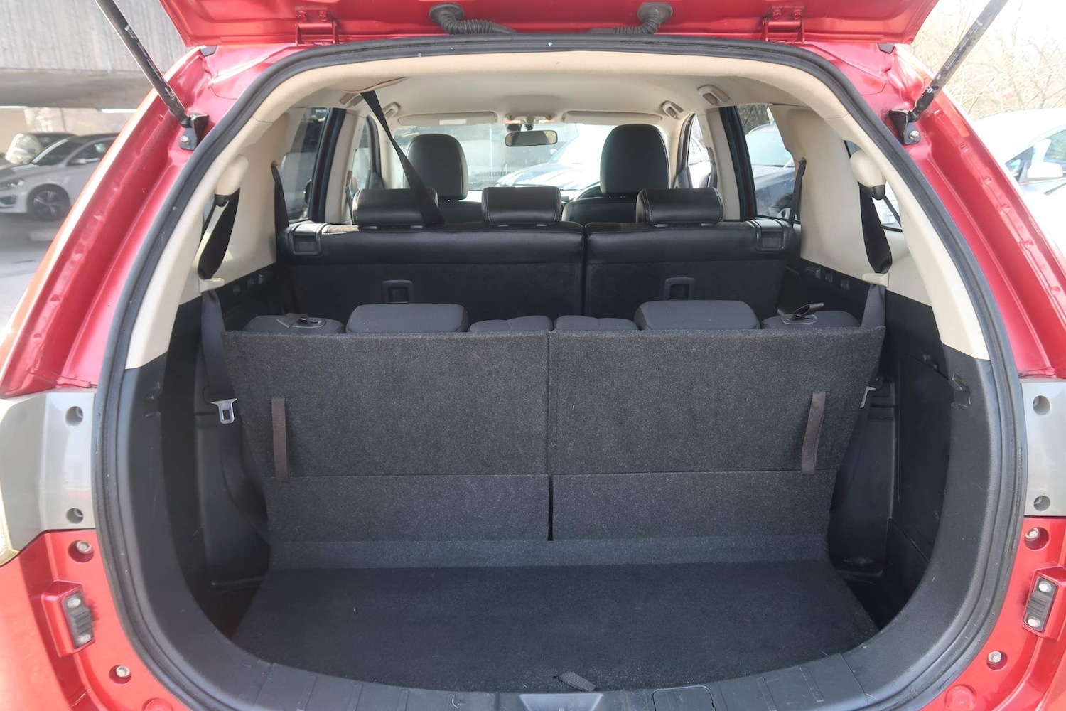 Used Mitsubishi Outlander 2015 for sale - 76990003: Photo 13