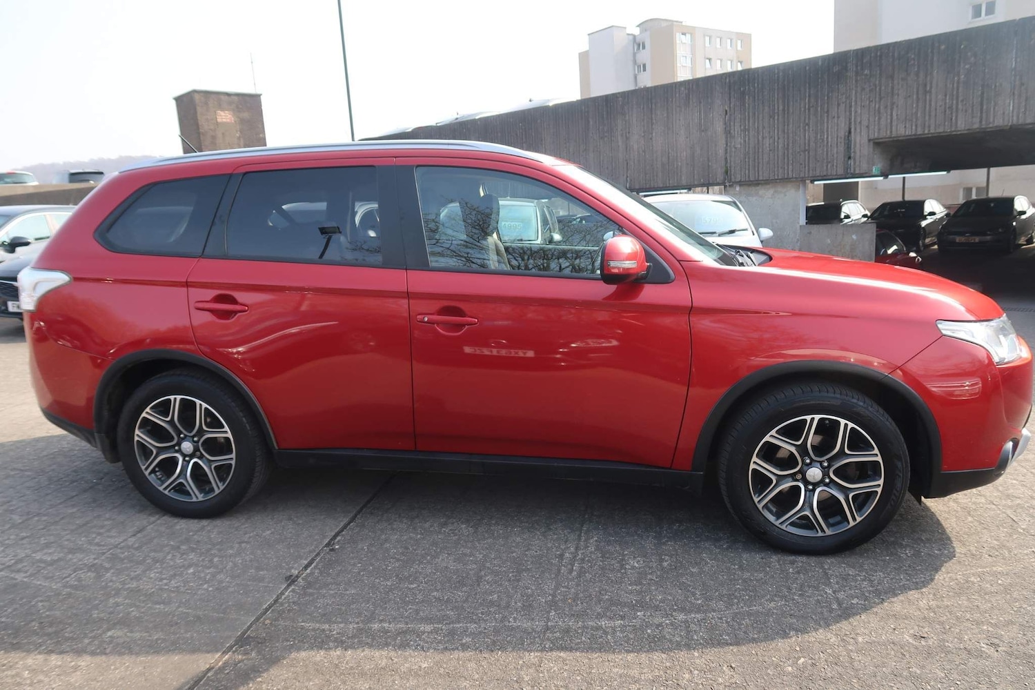 Used Mitsubishi Outlander 2015 for sale - 76990003: Photo 5