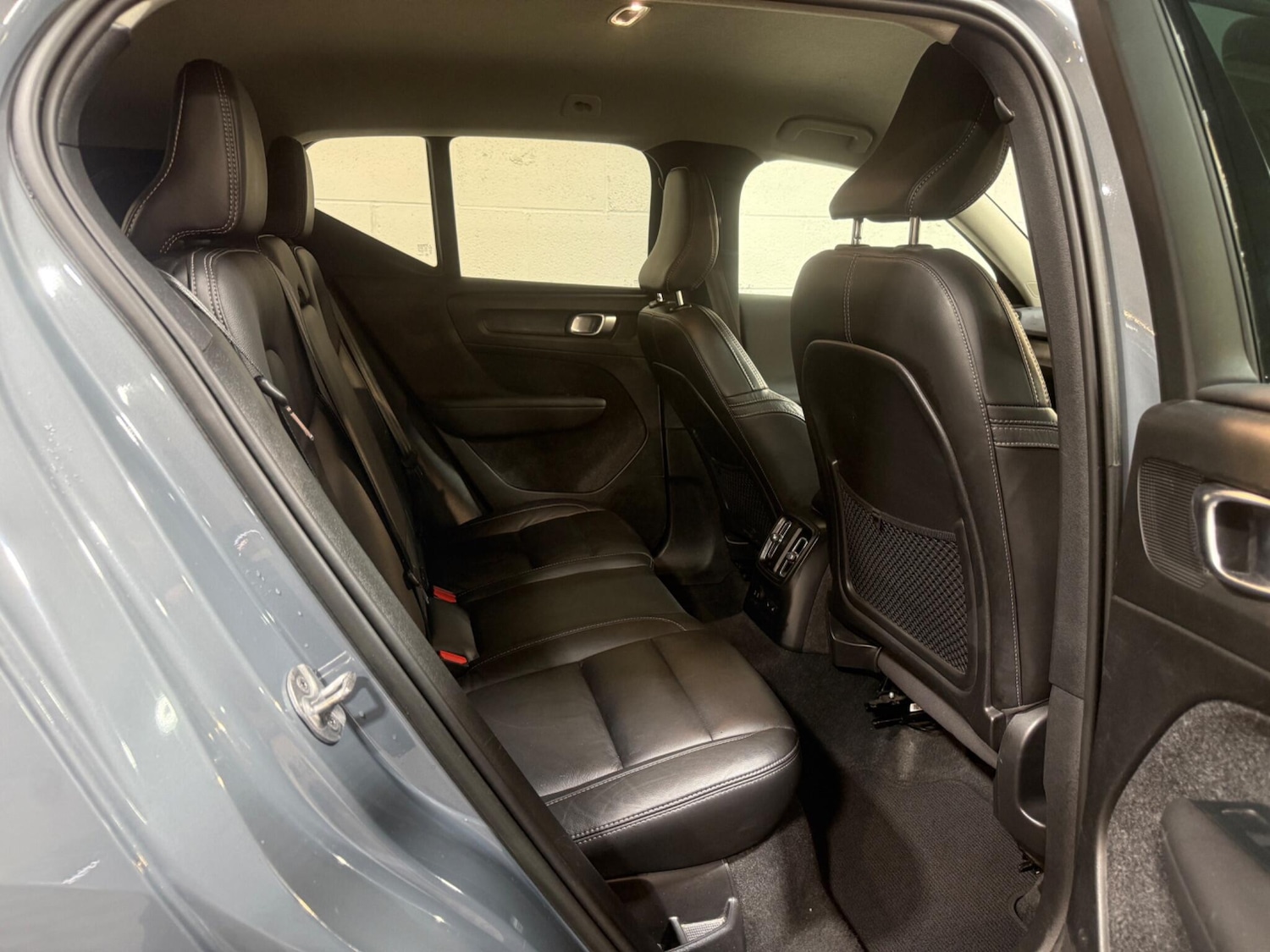 Used Volvo XC40 2023 for sale - 78170542: Photo 11