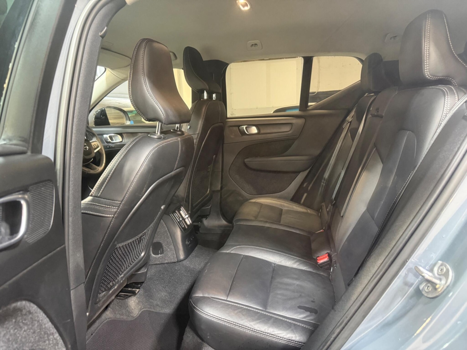 Used Volvo XC40 2023 for sale - 78170542: Photo 12