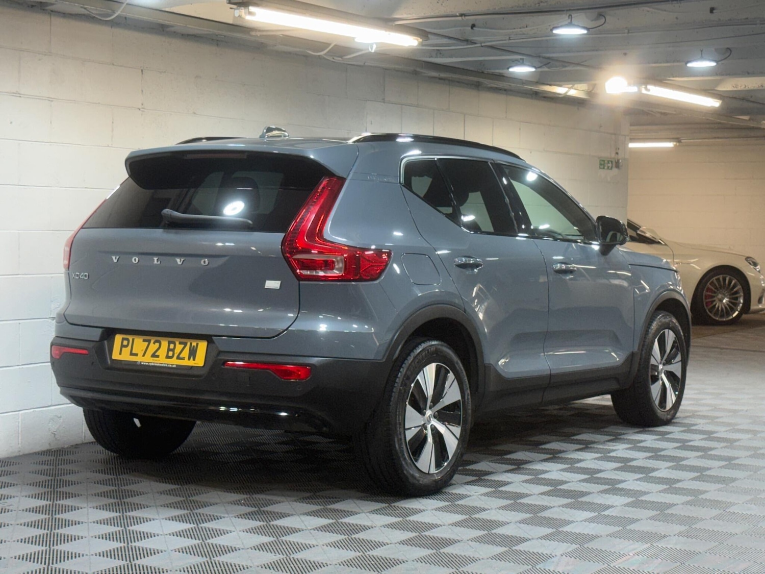 Used Volvo XC40 2023 for sale - 78170542: Photo 4