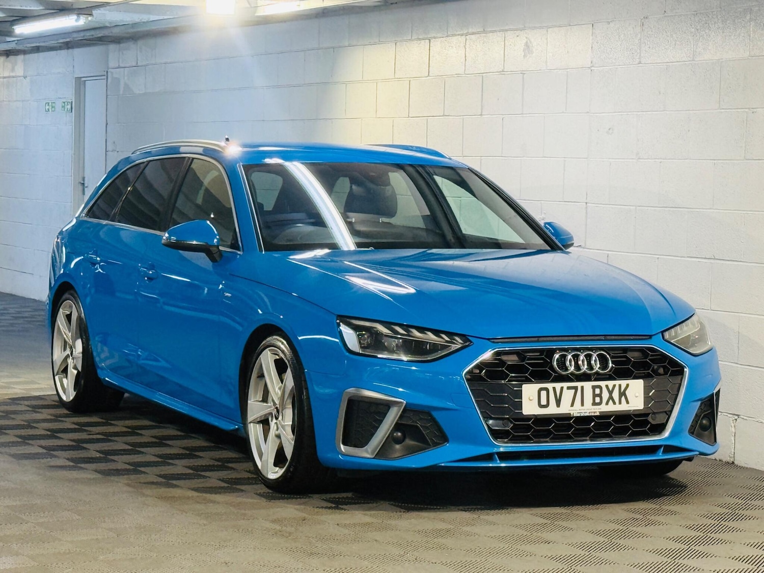 Used Audi A4 Avant 2021 for sale - 76424957: Photo 1