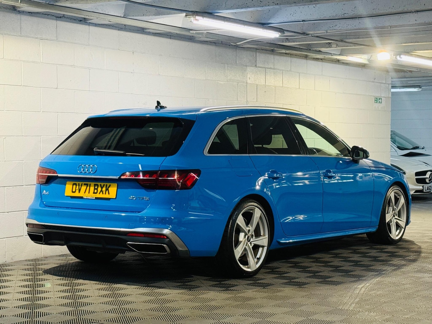 Used Audi A4 Avant 2021 for sale - 76424957: Photo 4