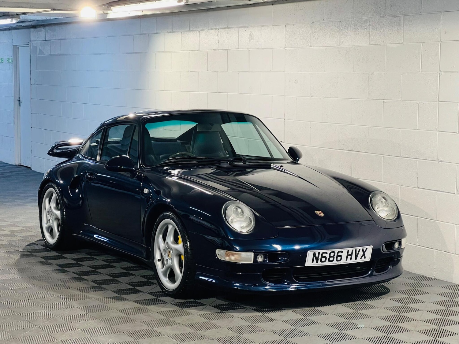 Used Porsche 911 for sale - 76138456: Photo 23