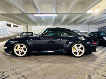 Used Porsche 911 for sale - 76138456: Photo 2